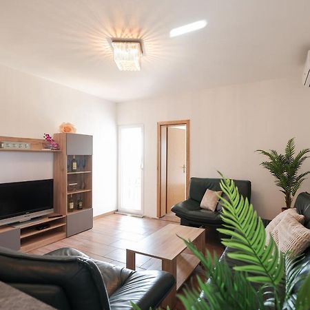 Apartments Miky Врси Екстер'єр фото