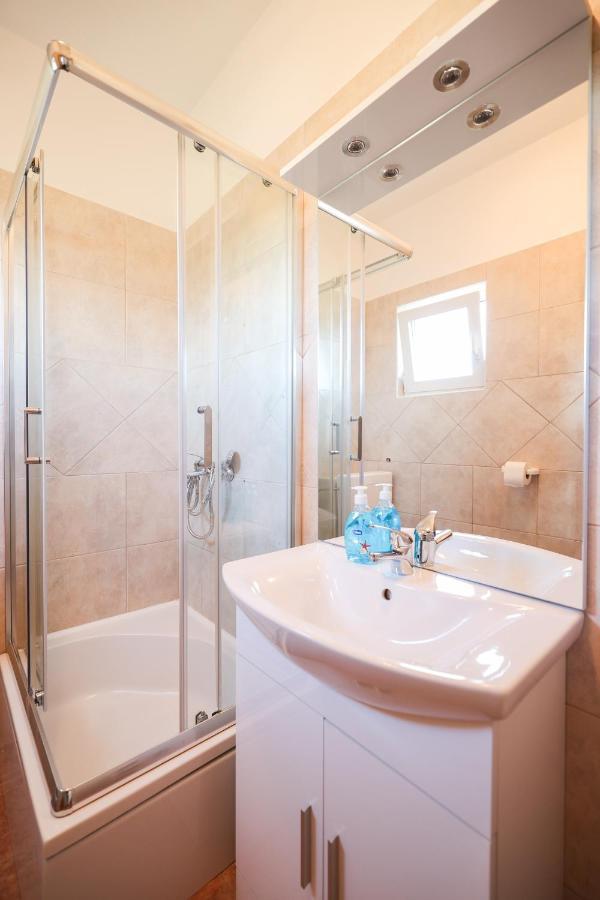 Apartments Miky Врси Екстер'єр фото